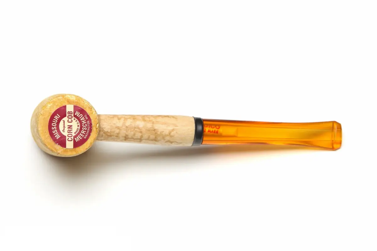 Missouri Meerschaum Legend Corn Cob Tobacco Pipe - Flat, Straight Bit | 15.2 cm (6 in) Length - view 4