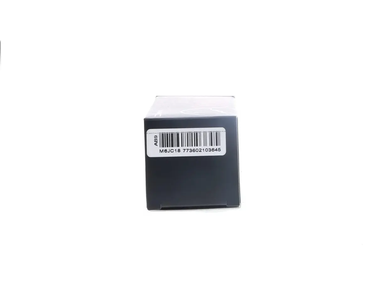 MAC Studio Fix Fluid SPF 15 Foundation NW40 30ml | Long-lasting, Oil-Free, Matte Finish - view 2