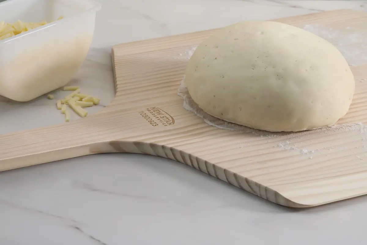 New Star Foodservice Wooden Pizza Peel 16" L x 14" W | Restaurant-Grade, 8" Wooden Handle - view 8