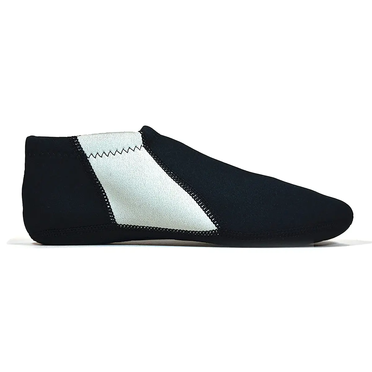 Nufoot Booties Men's Shoes, Small | Foldable Travel Slippers, Water-Resistant, Indoor & Travel Footwear - main product image