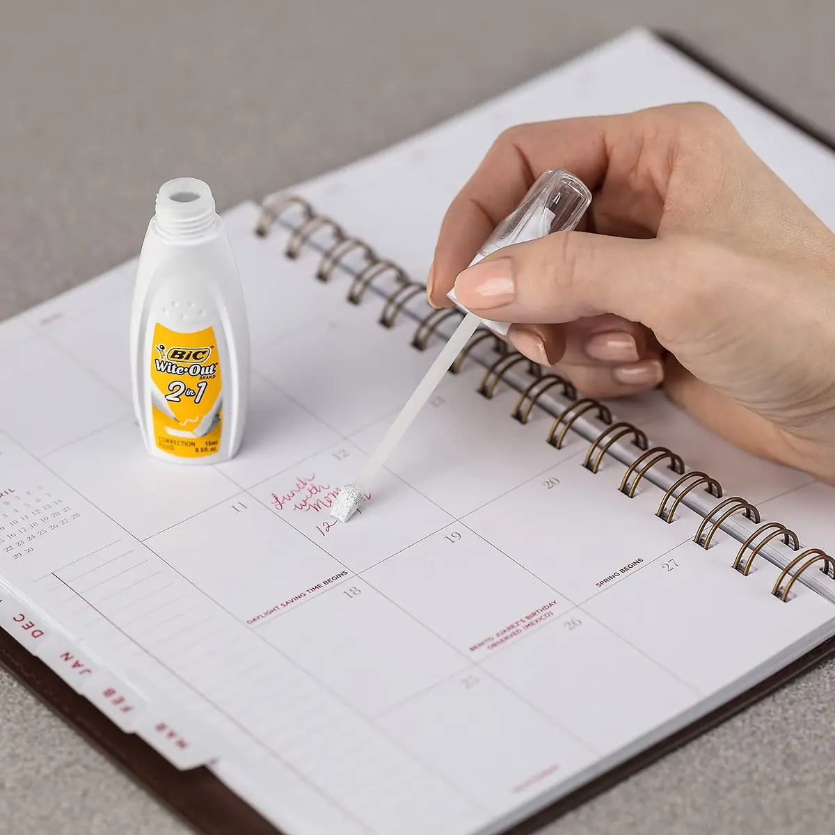 BIC Wite-Out 2-in-1 Correction Fluid Pen 15ml (0.5 Fl Oz) | Smooth Ink Flow for Precise Corrections - view 8