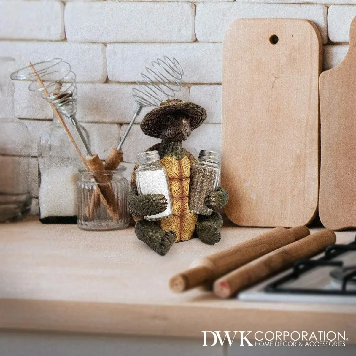 DWK 7-inch Turtle Soup Collectible Figurine with Straw Hat Salt and Pepper Shaker Holder Set 1.2 lb (0.54 kg) | Whimsical Kitchen Decor - view 6