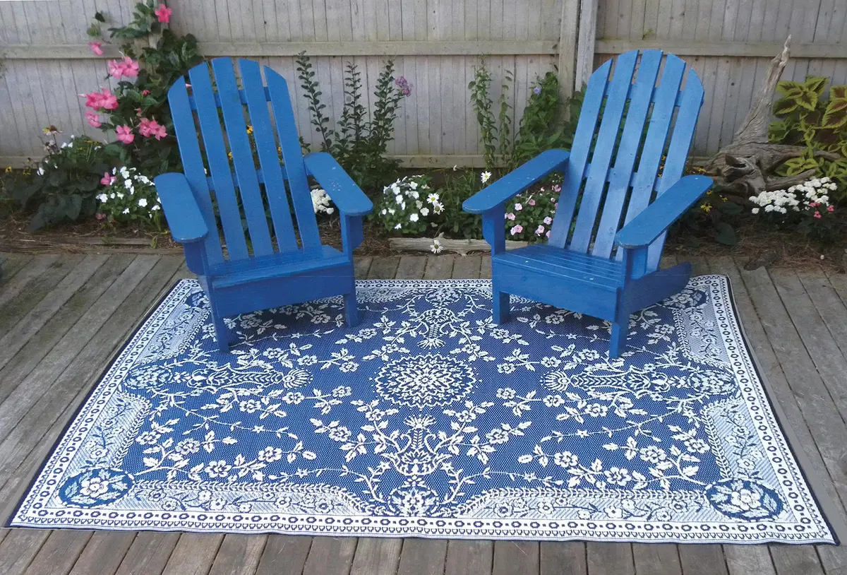 Mad Mats Outdoor Rug, Reversible Plastic Mat for Patio, Porch, Deck, Kitchen & Bath, Garland, 4' x 6', Blue White | Fade-Proof & Stain-Resistant - view 5