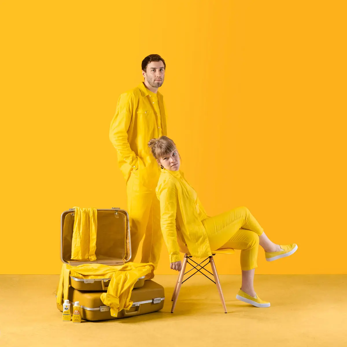 Rit Liquid Fabric Dye - Bright Lemon Yellow Colour for All Natural & Synthetic Fibers (237ml) - view 4