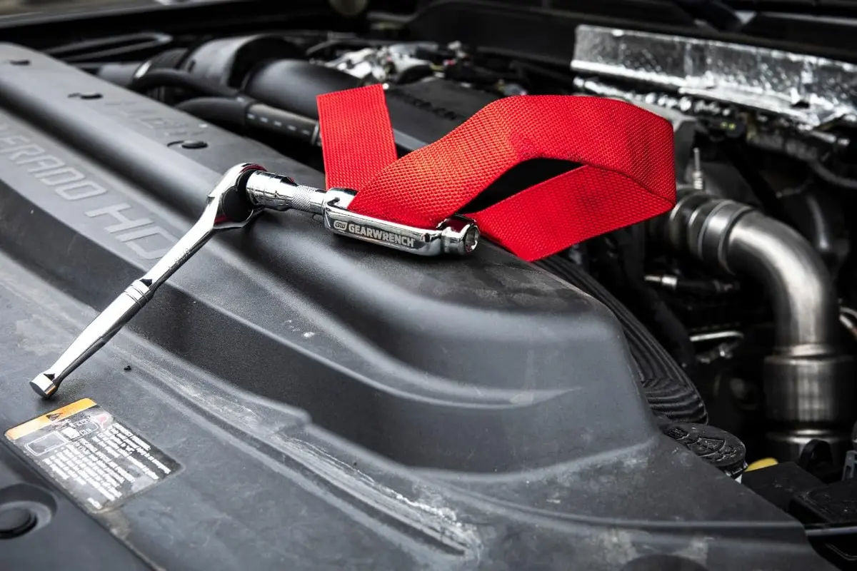 GEARWRENCH Heavy-Duty Oil Filter Strap Wrench 3/8" & 1/2" Drive | Up to 9" Diameter | Heavy Duty Nylon & Forged Steel - view 6
