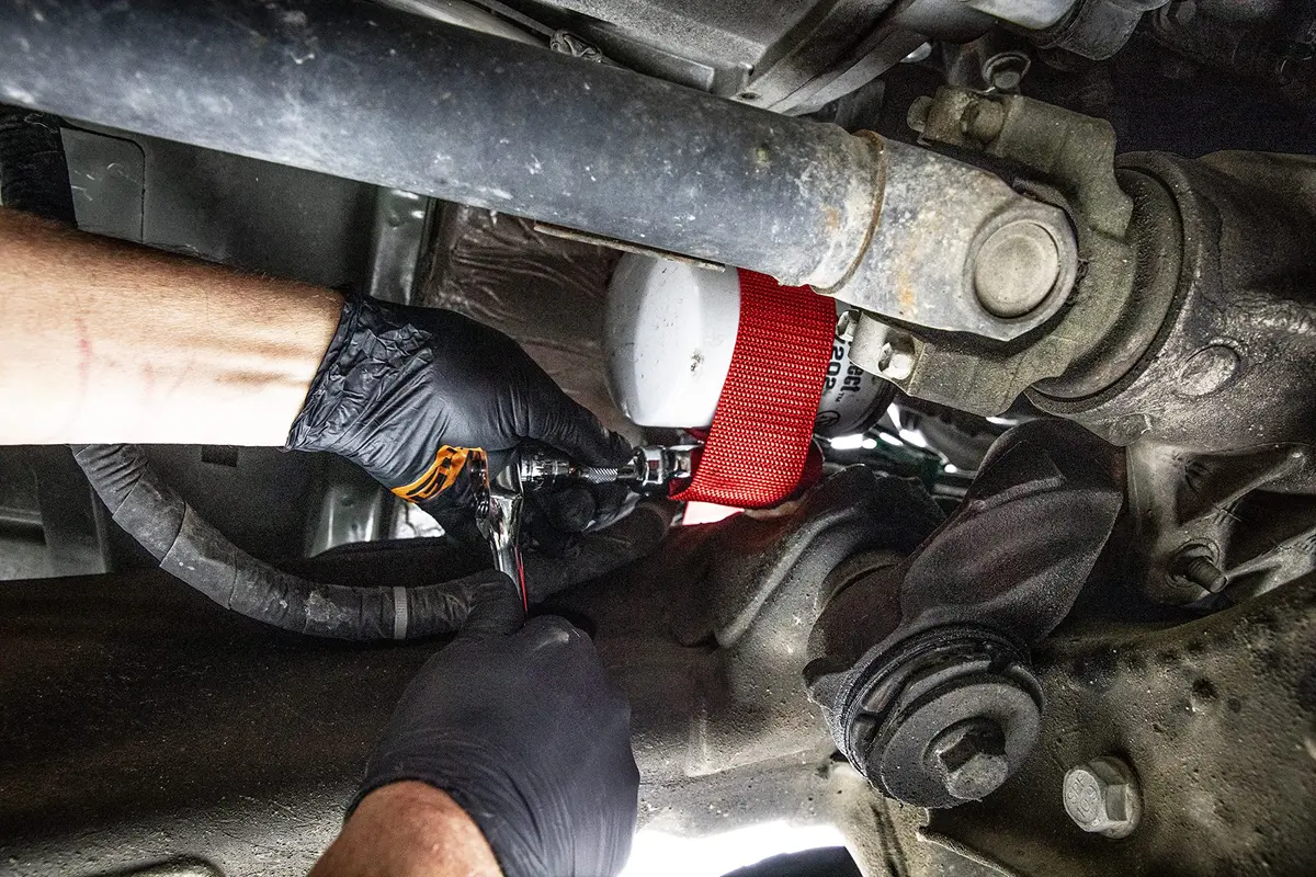 GEARWRENCH Heavy-Duty Oil Filter Strap Wrench 3/8" & 1/2" Drive | Up to 9" Diameter | Heavy Duty Nylon & Forged Steel - view 9