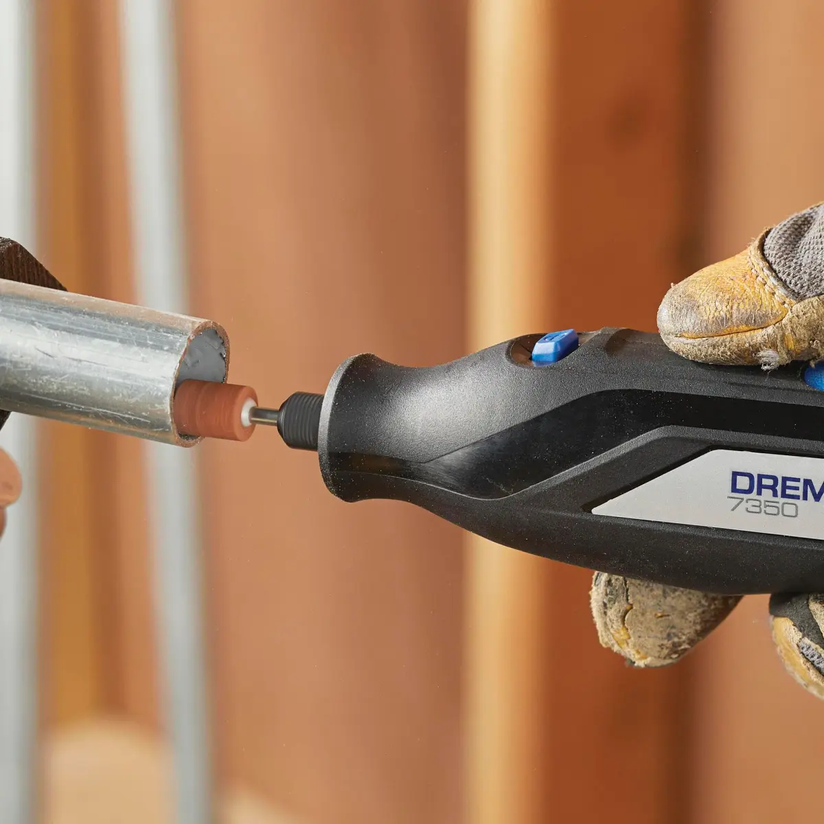 Dremel 160-Piece Rotary Tool Accessory Kit with EZ Lock Technology | 1/8" Shank, Storage Case, Cutting Bits, Polishing Wheel, Sanding Drums - view 7