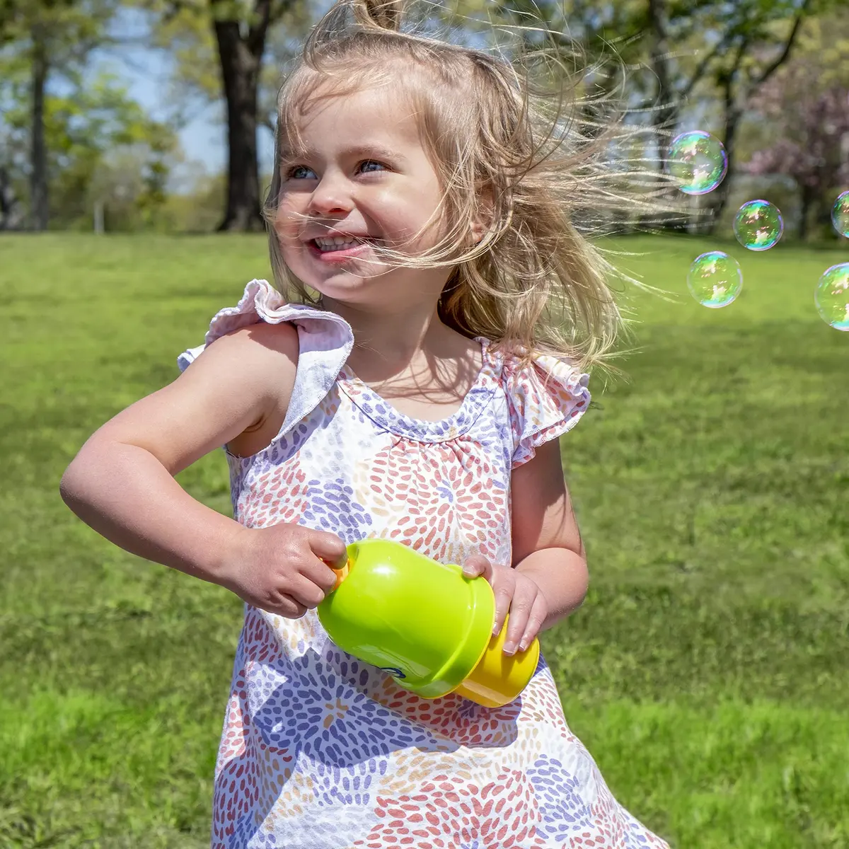 Fubbles No-Spill Bubble Tumbler with 4oz Solution & Wand | Ages 18 Months+ | Multicolor - view 6
