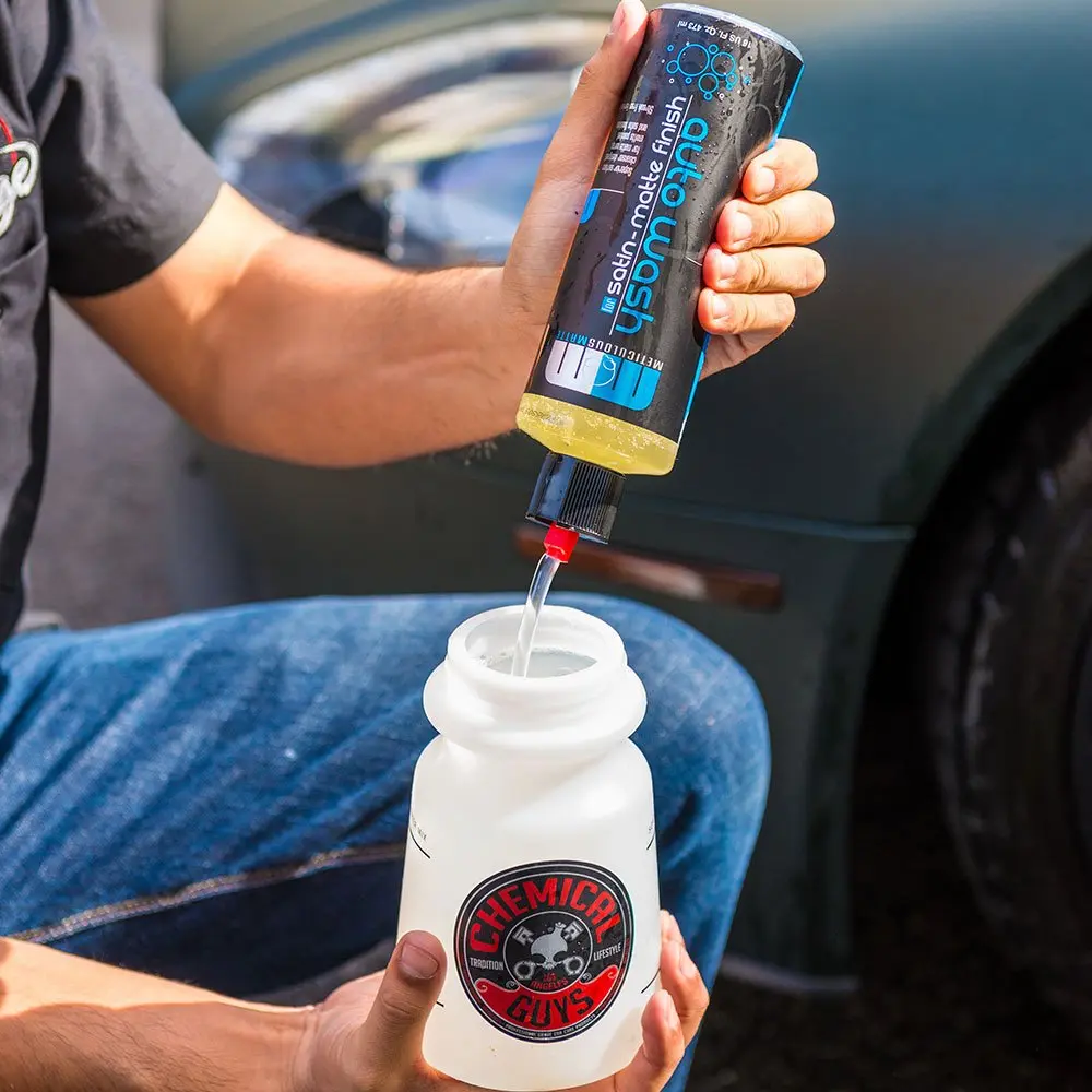 Chemical Guys Meticulous Matte Foaming Car Wash Soap Bubble Gum 473ml (16 Fl Oz) | Preserves Matte Finish - view 6