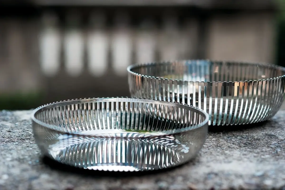 Alessi Fruit Holder in 18/10 Stainless Steel Mirror Polished, Silver | Elegant Kitchen & Living Room Decor - view 4