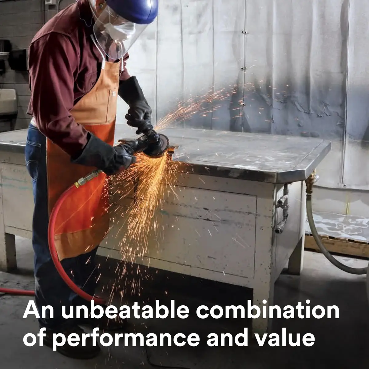 3M Cubitron II Fibre Disc 982C 7 in x 7/8 in | Heavy Grinding & Deburring with Precision-Shaped Grain - view 3