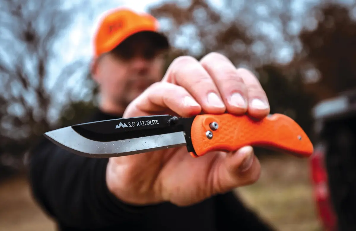 OUTDOOR EDGE Razor-Lite Folding Hunting Knife – 3.5" Replaceable Blades | Non-Slip Rubber Handle - view 6