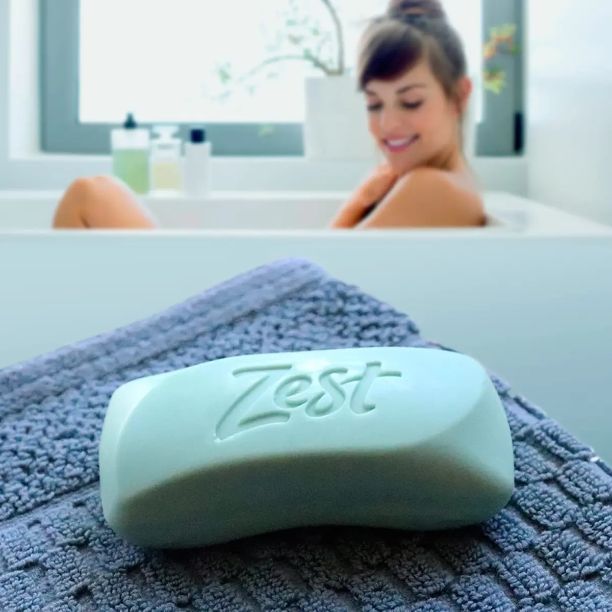 Zest Aqua Moisturizing Bar Soap 156g (5 oz) | Refreshing Scent, All Skin Types - view 4