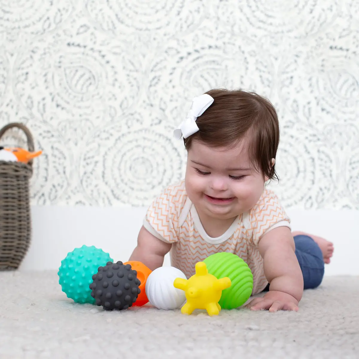 Infantino Textured Multi Ball Set, Sensory Toy, 6-Piece, 6+ Months | BPA-Free Baby Balls - view 2