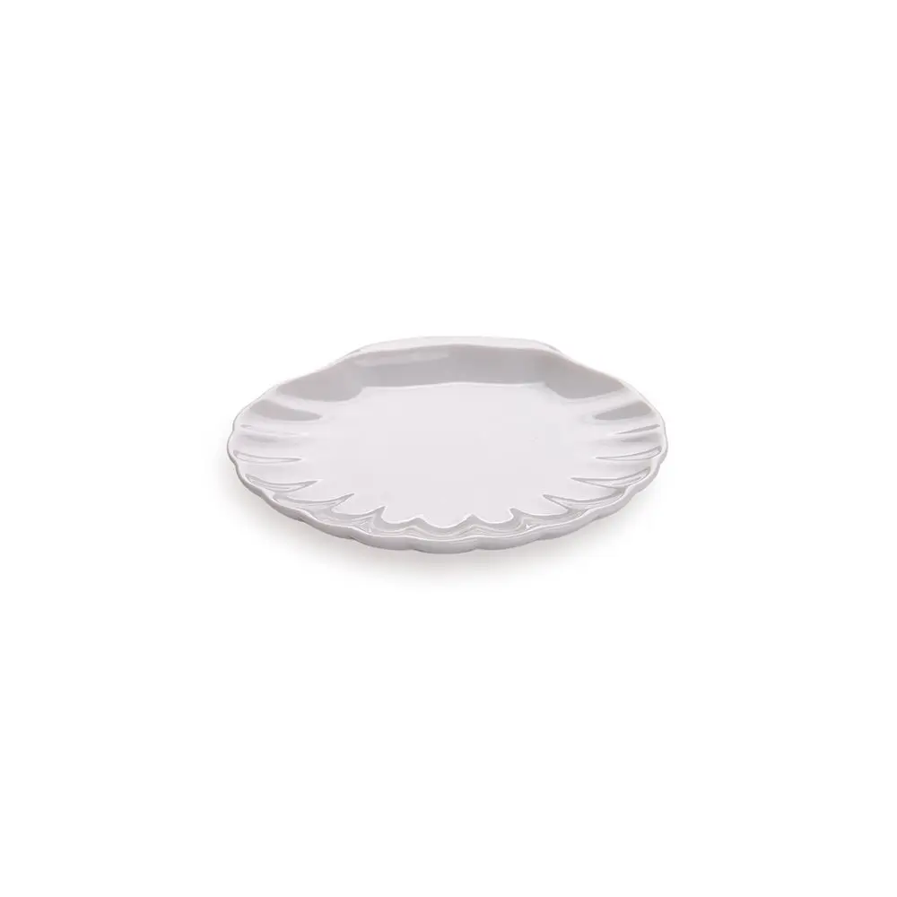 Restaurantware White Shell Porcelain Mini Shell Plate | Elegant Seafood Presentation (70-120 chars) - view 4