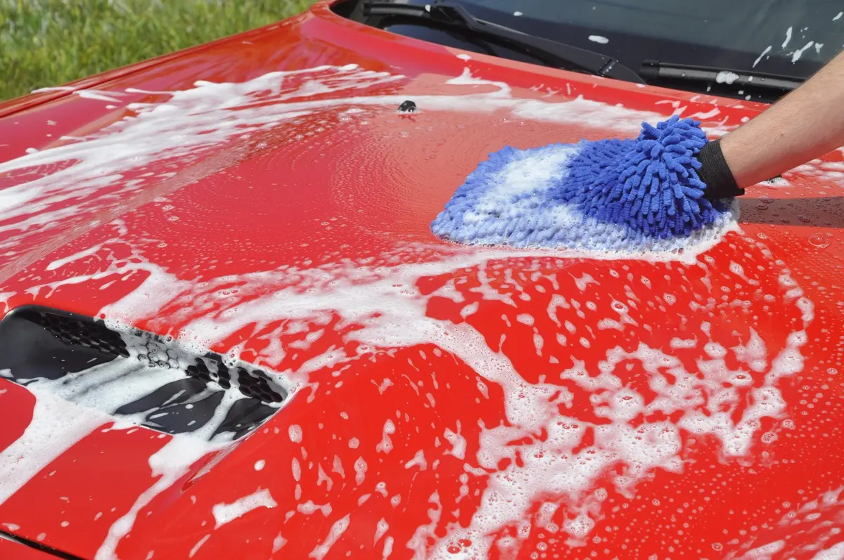 Detailer's Preference Double-Sided Chenille Microfiber Wash Mitt | Scratch-Free, Absorbent, Reusable, Blue - view 6
