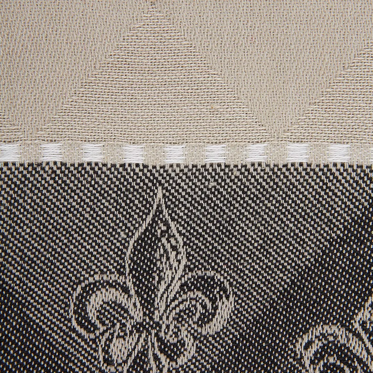 DII Cotton French Jacquard Dish Towels Set of 3 | Elegant Kitchen Decor & Absorbent (70-120 chars) - view 9