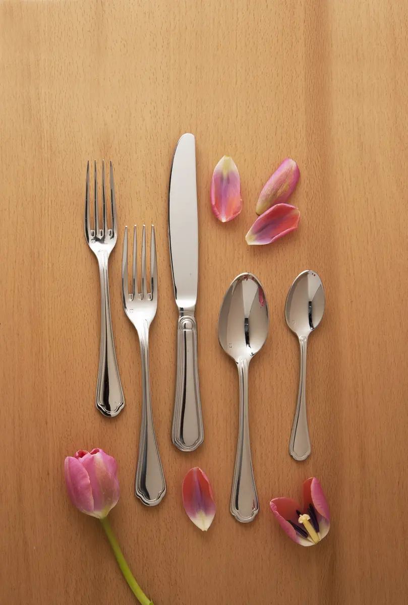 Fortessa Medici Dessert Knife Set of 12 | Solid Handle, 18/10 Stainless Steel, Traditional Pattern - view 3
