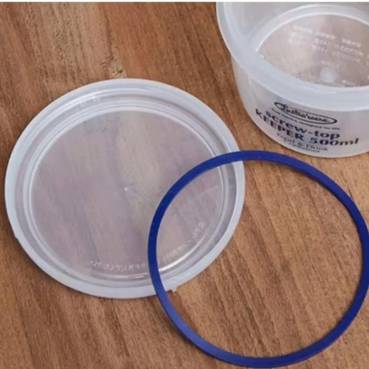 Lustroware Airtight Food Storage Container, 34 oz | BPA-Free, Microwave & Dishwasher Safe - view 7