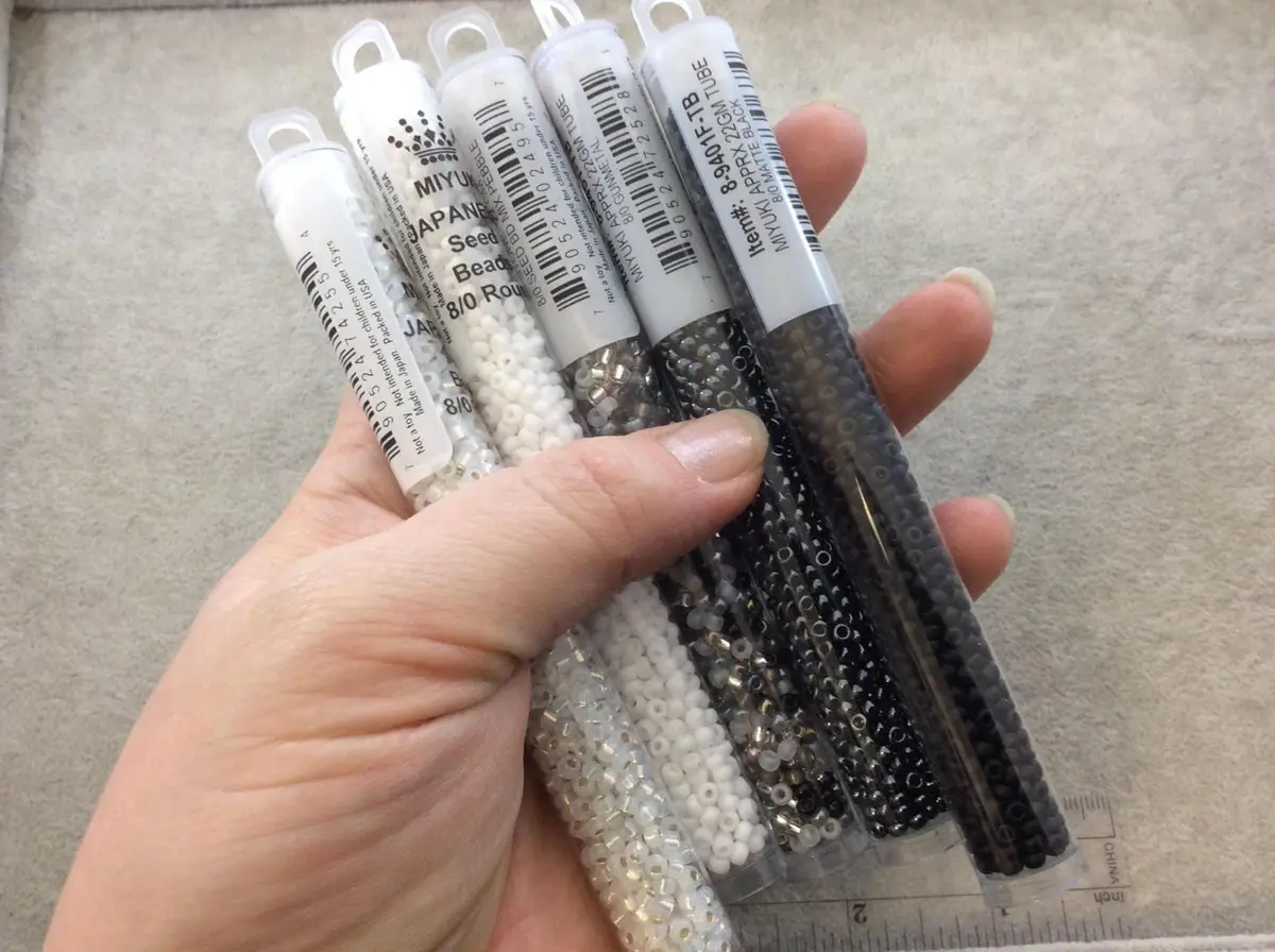 Miyuki Round Seed Bead Size 8/0 22g Tube Silverlined Lt Gold | High-Quality Japanese Seed Beads for Jewelry & Crafts - view 4