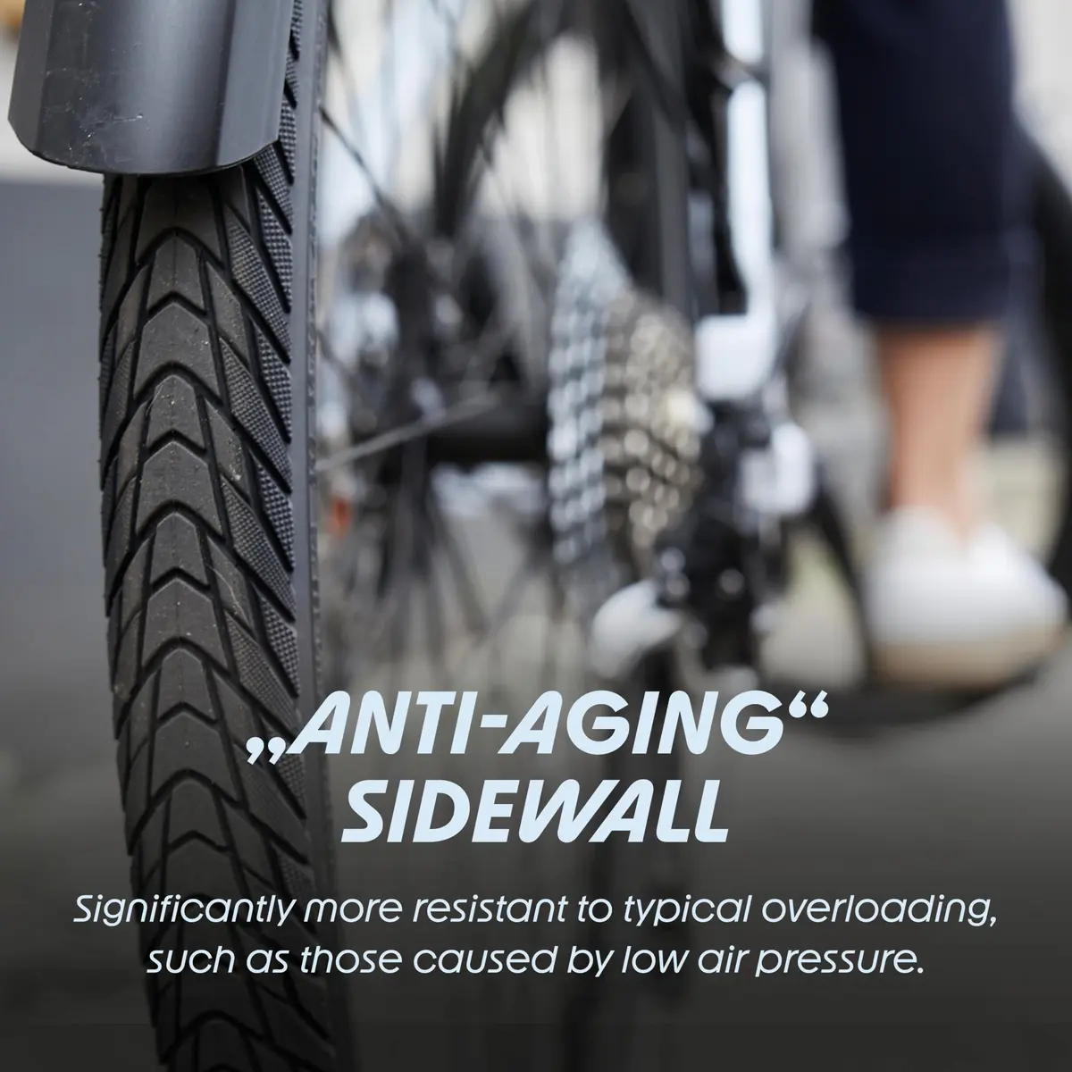 SCHWALBE Marathon Plus 26" x 1.5" Clincher Wire Endurance Tire | Puncture-Resistant, Black - view 3