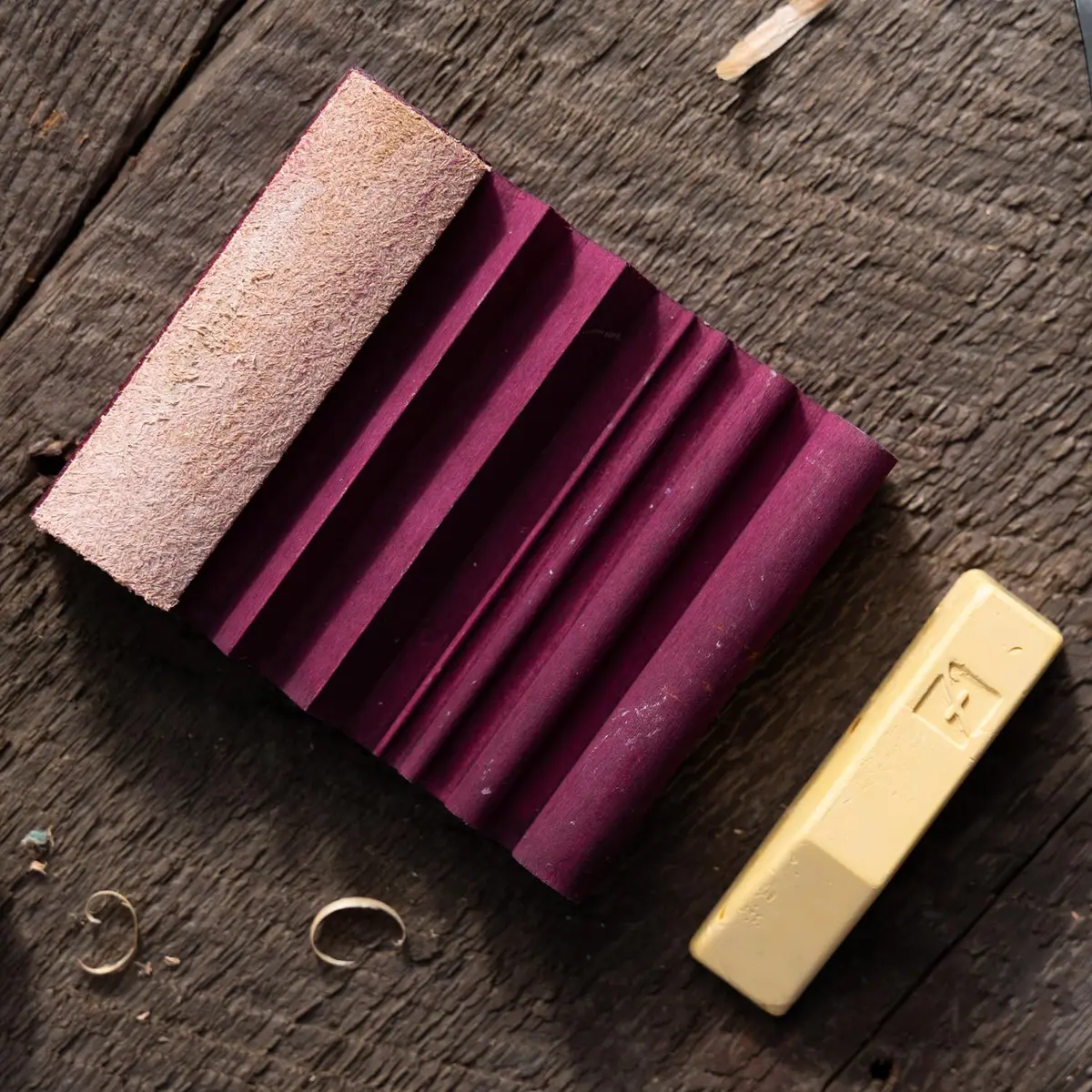 Flexcut SlipStrop Wood Carving Tool Sharpener with Polishing Compound | 156 g (5.5 oz) | USA-Sourced - view 8