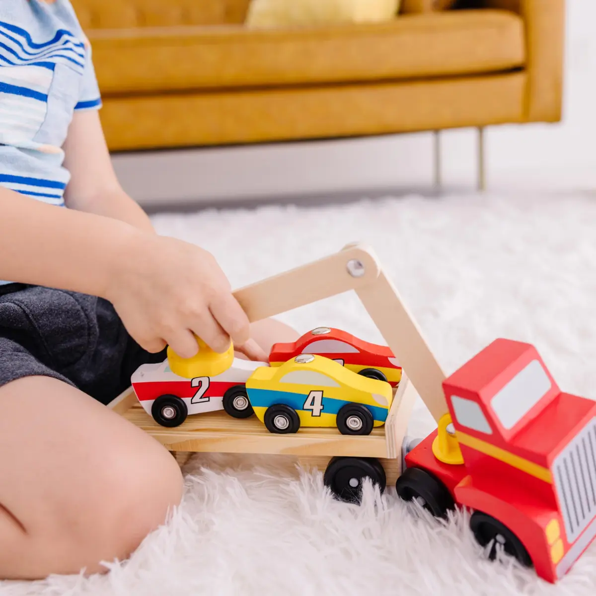 Melissa & Doug Magnetic Car Loader Wooden Toy Set with 4 Toy Cars | Cause-and-Effect & Sorting Play (110 characters) - view 5