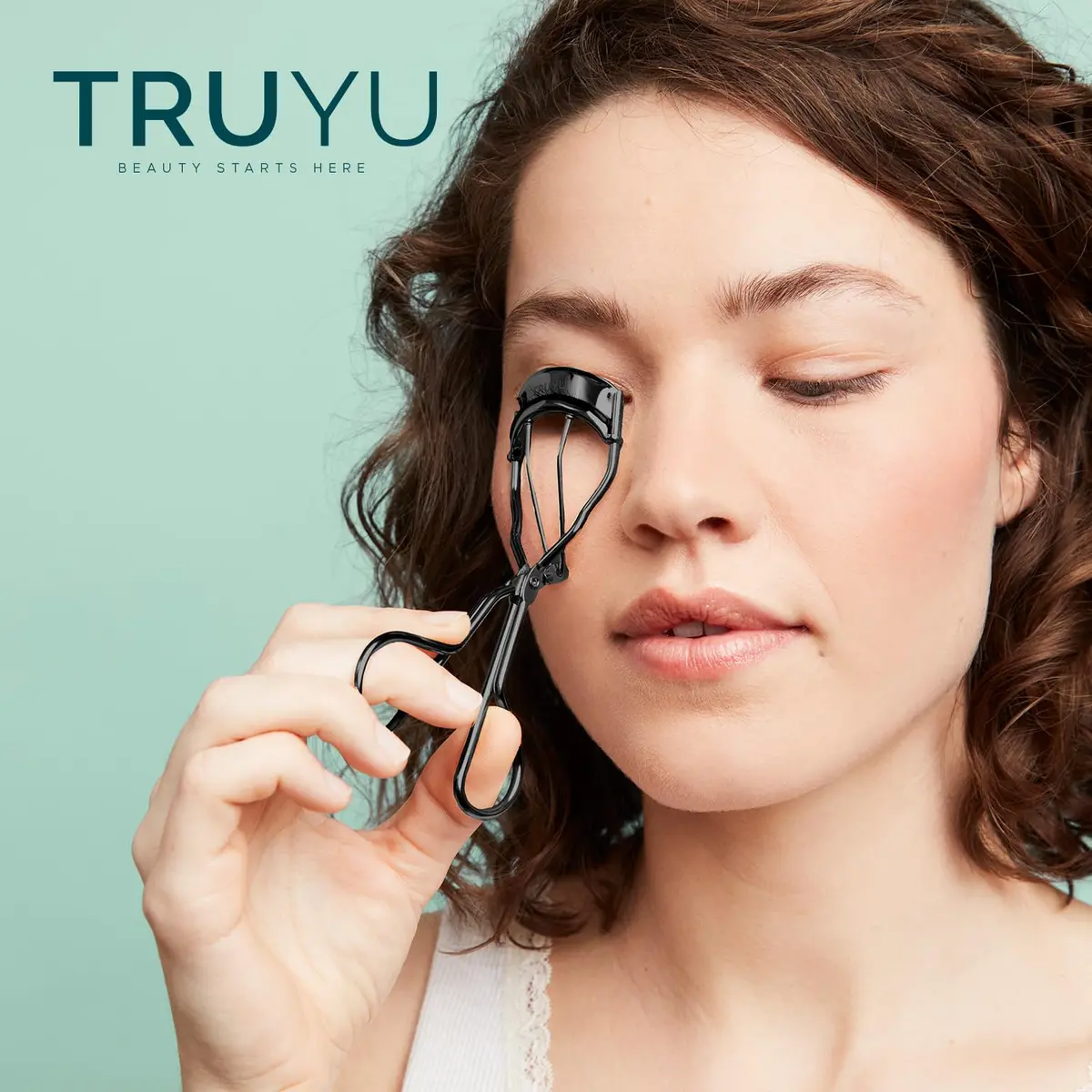 Truyu Black Eyelash Curler with 2 Silicone Replacement Pads | No Pinching, Longer Looking Lashes - view 6