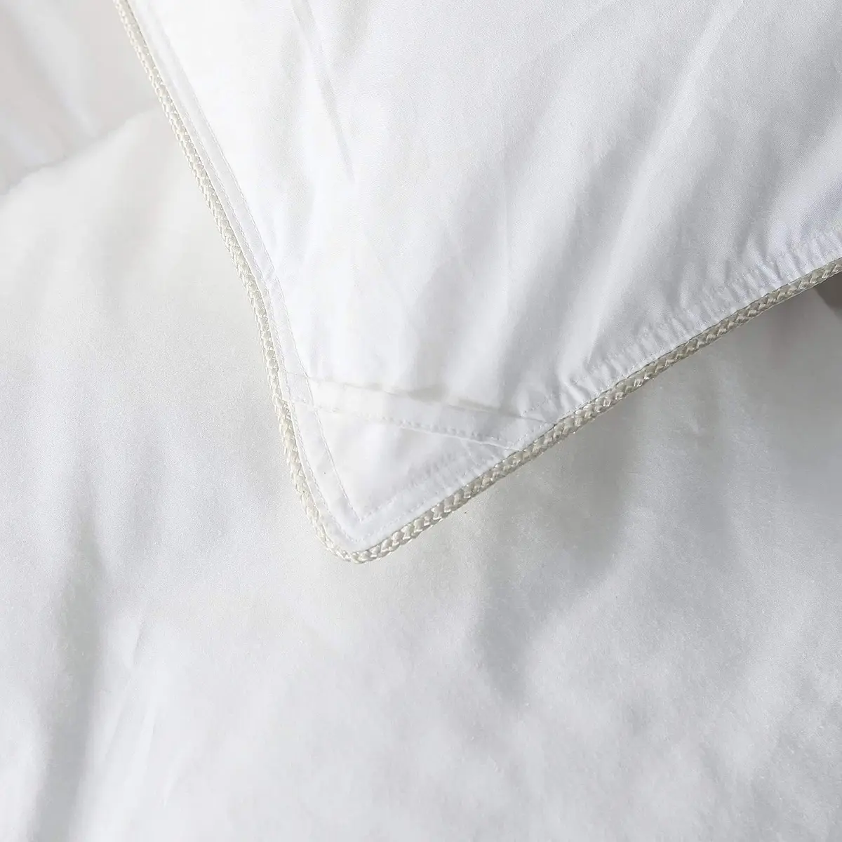 Egyptian Bedding Twin/Twin XL Comforter 50 oz | Luxurious Egyptian Cotton - view 5