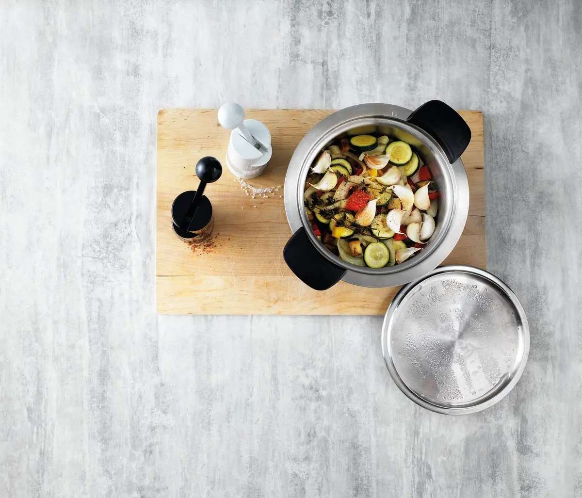 Kuhn Rikon Seasoning Mill White 8.5 x 2.25 inches | Ergonomic, One-Handed Salt & Pepper Grinder - view 4