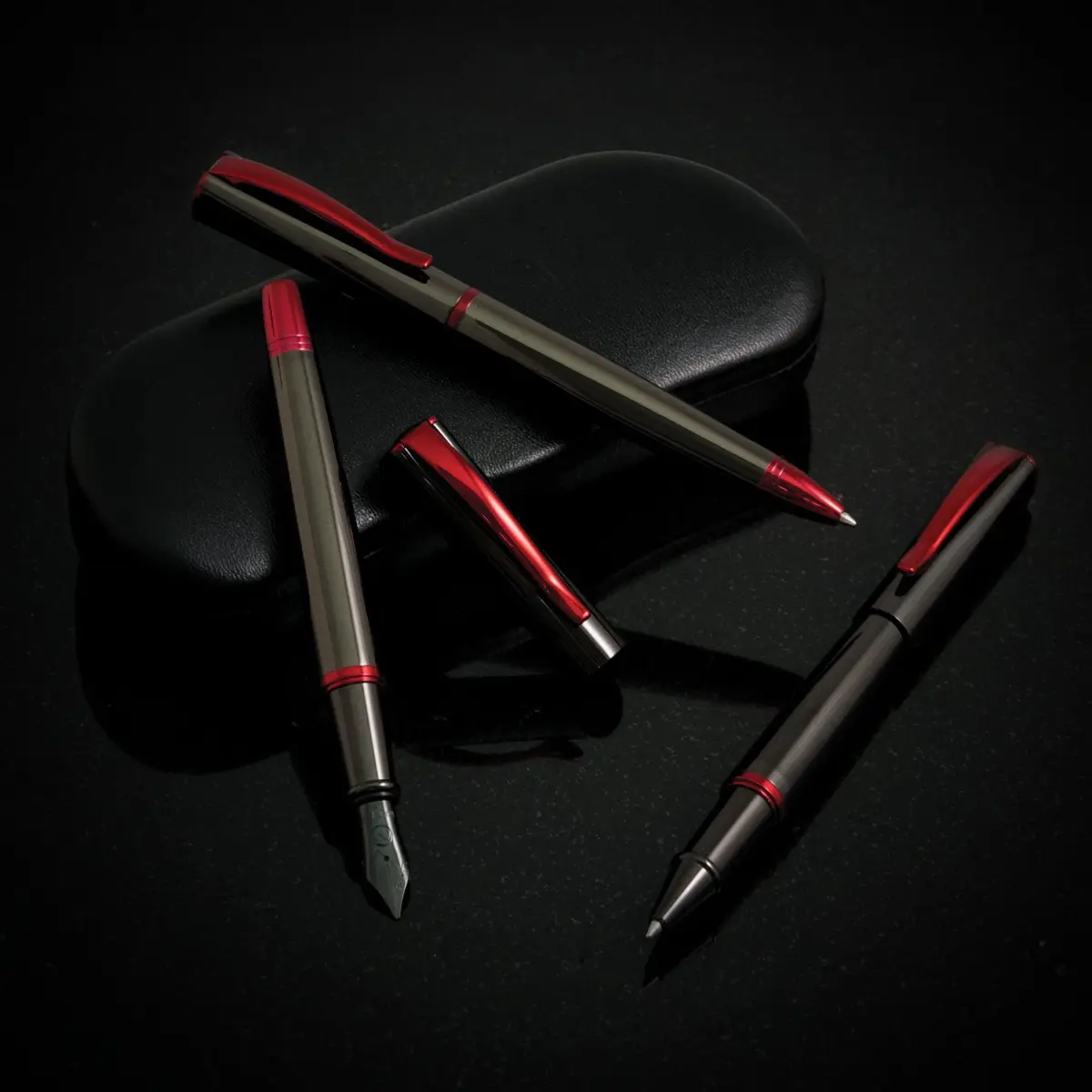 Monteverde Impressa Fountain Pen Gun Metal with Red Trim - Broad Point - JoWo German Nib - 1.3mm (0.05 inches) - view 8