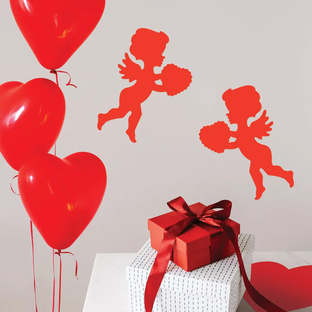 Beistle Printed Cupid Cutouts 36-Pack 34.29 cm (13") | Valentine's Day Decorations - view 5