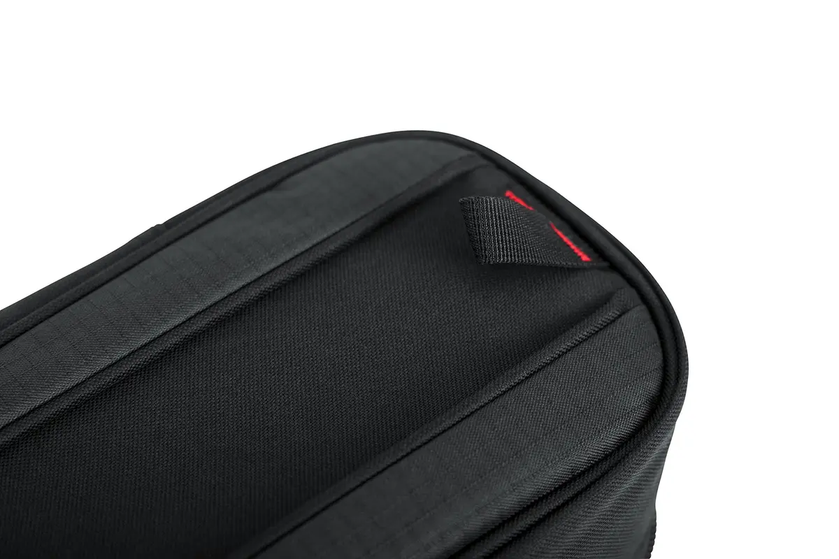 Gator 4G-MiZone Series Gig Bag for Two Electric Guitars | Padded, Dual Compartments, Adjustable Backpack Straps - view 9