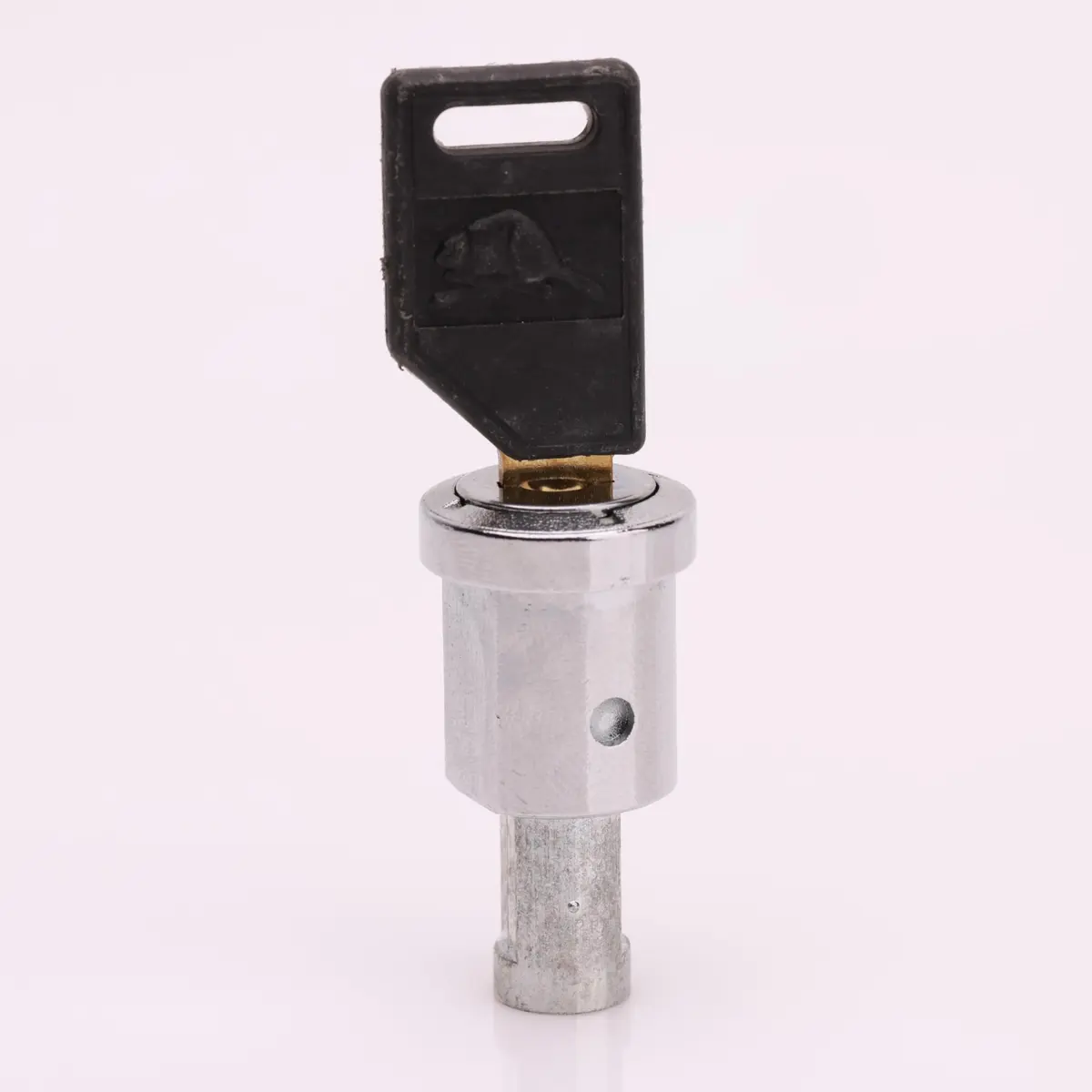 Bulk Vending Lock & Key for Beaver Gumball Vending Machine | Metal Round Lock, Silver, Canada | Replacement Part - view 6