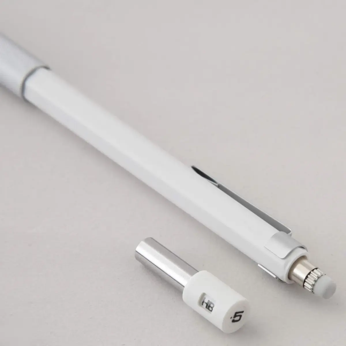MUJI Low Center of Gravity Mechanical Pencil 0.5mm (11 x 0.9 x 14.7 cm) - view 3