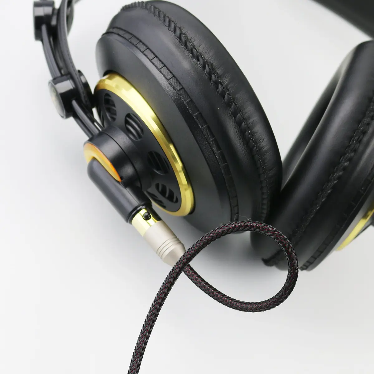 NewFantasia Replacement Audio Upgrade Cable Compatible with AKG K240, K240S, K240MK II, Q701, K702, K141, K171, K181, K271s, K271 MKII, Pioneer HDJ-2000 1.5m - view 6