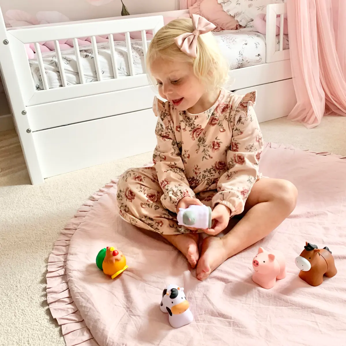 Melissa & Doug Pop Blocs Farm Animals Educational Baby Toy - 10 Linkable Pieces | Fine Motor & Cognitive Development - view 3