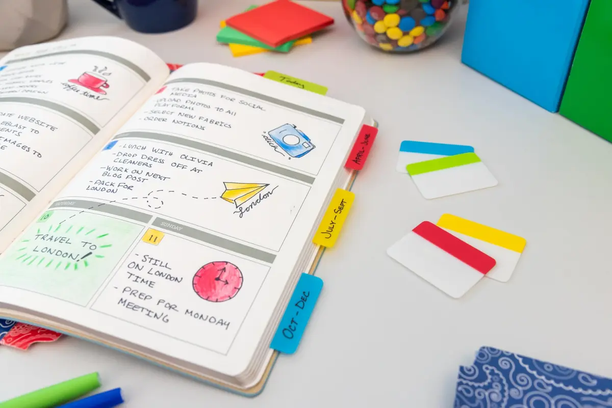 Post-it Sticky Tabs .625 in. x 1.5 in. | Bright Colors for Organizing & Reminders - view 5
