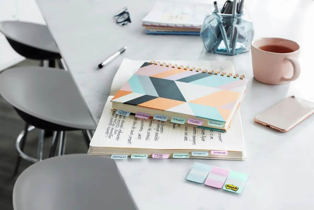 Post-it Sticky Tabs .625 in. x 1.5 in. | Bright Colors for Organizing & Reminders - view 2