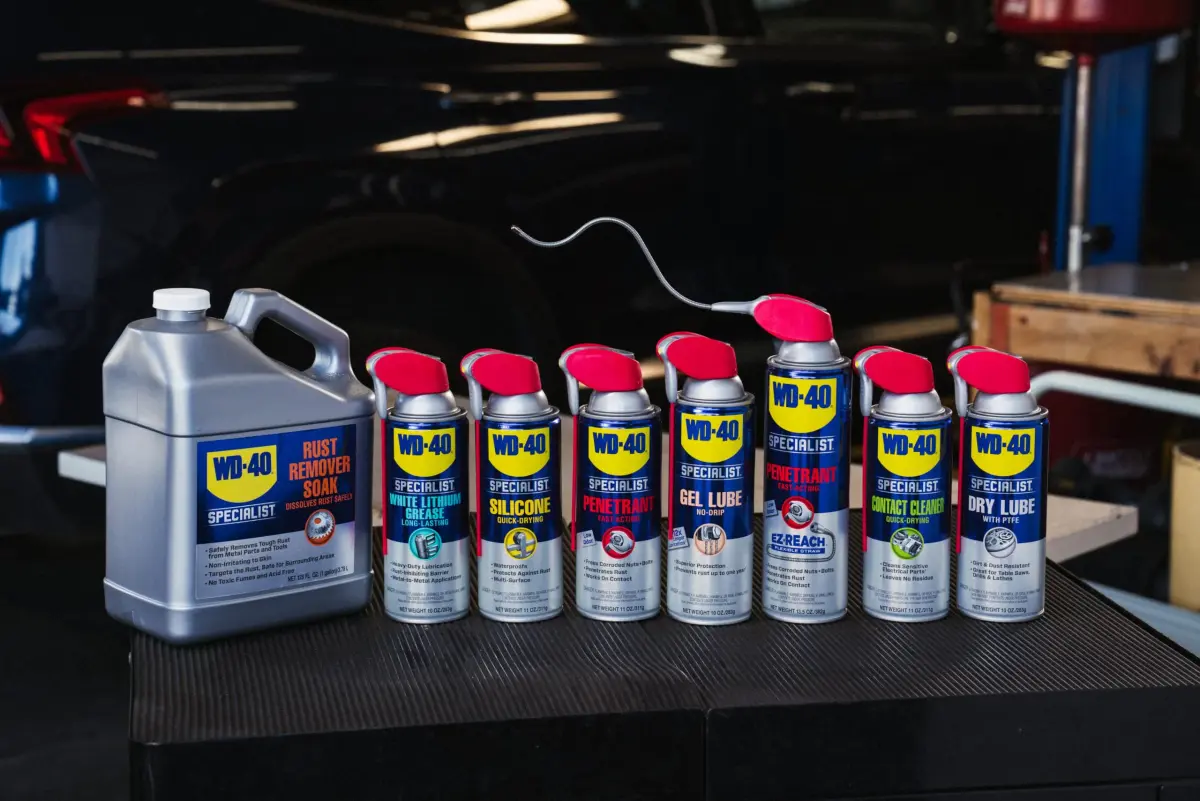 WD-40 Specialist White Lithium Grease Spray 10 oz (283 g) | Heavy-Duty Lubrication for Metal-to-Metal Applications - view 5