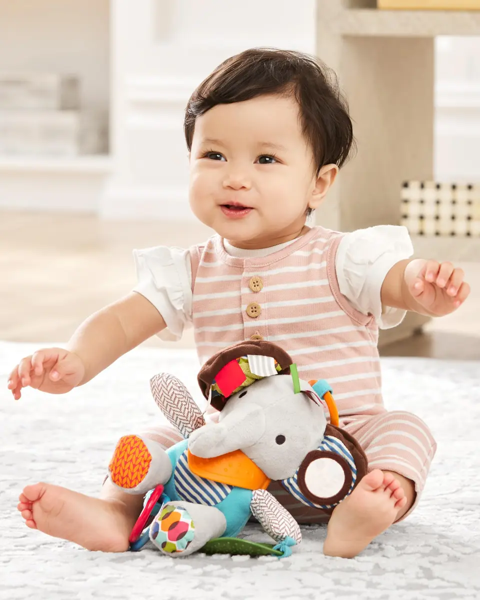 Skip Hop Bandana Buddies Activity and Teething Toy with Rattle and Textures, Elephant 13cm (5") | BPA-Free, Phthalate-Free, CPSIA Compliant - view 4