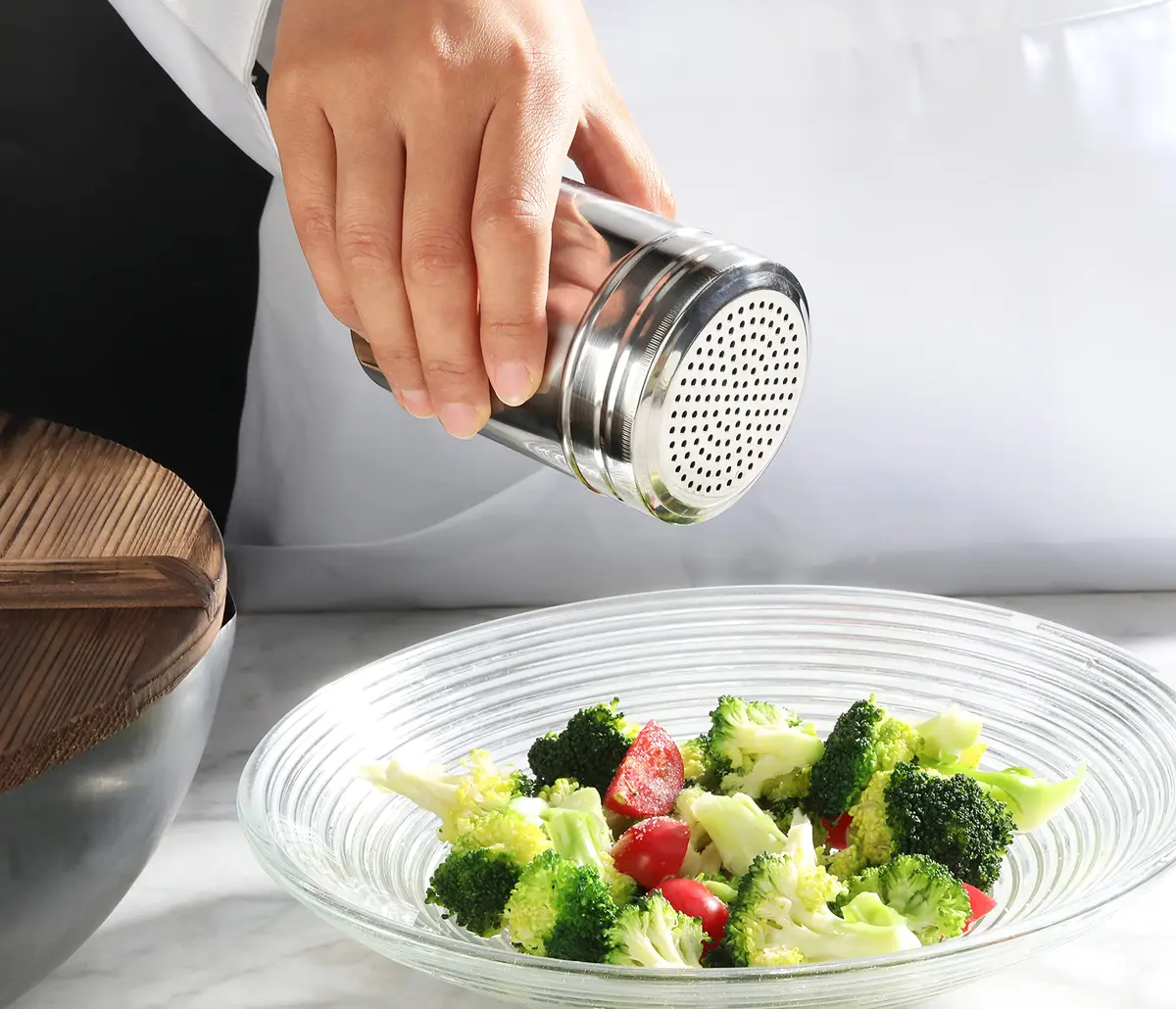 New Star Foodservice Stainless Steel Dredge Shaker 10 oz | Professional Kitchen Tool for Seasoning - view 7