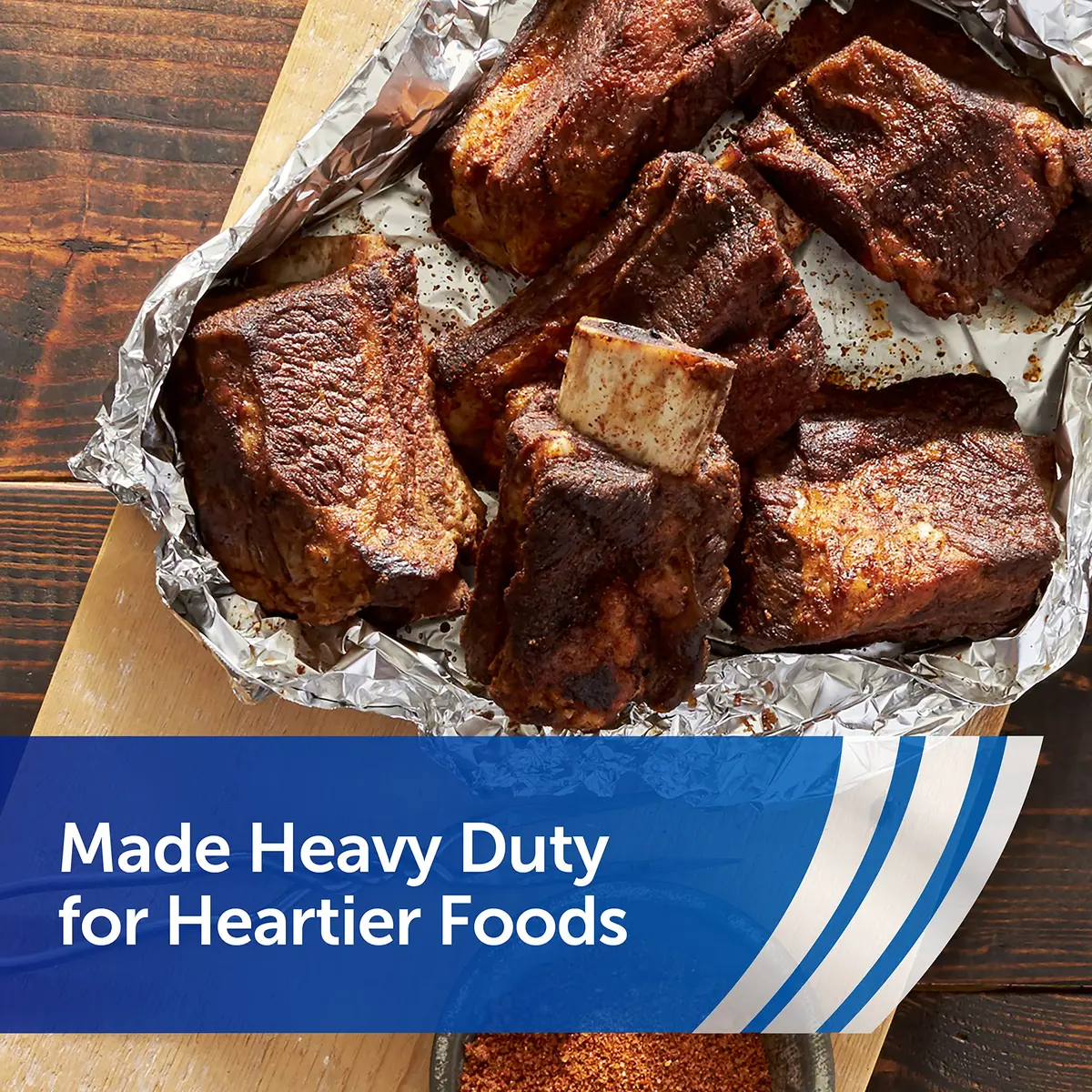 Reynolds Heavy Duty Aluminum Foil Roll 12 Inch Wide, 130 Sq Ft | Strong & Durable for Grilling & Cooking - view 8