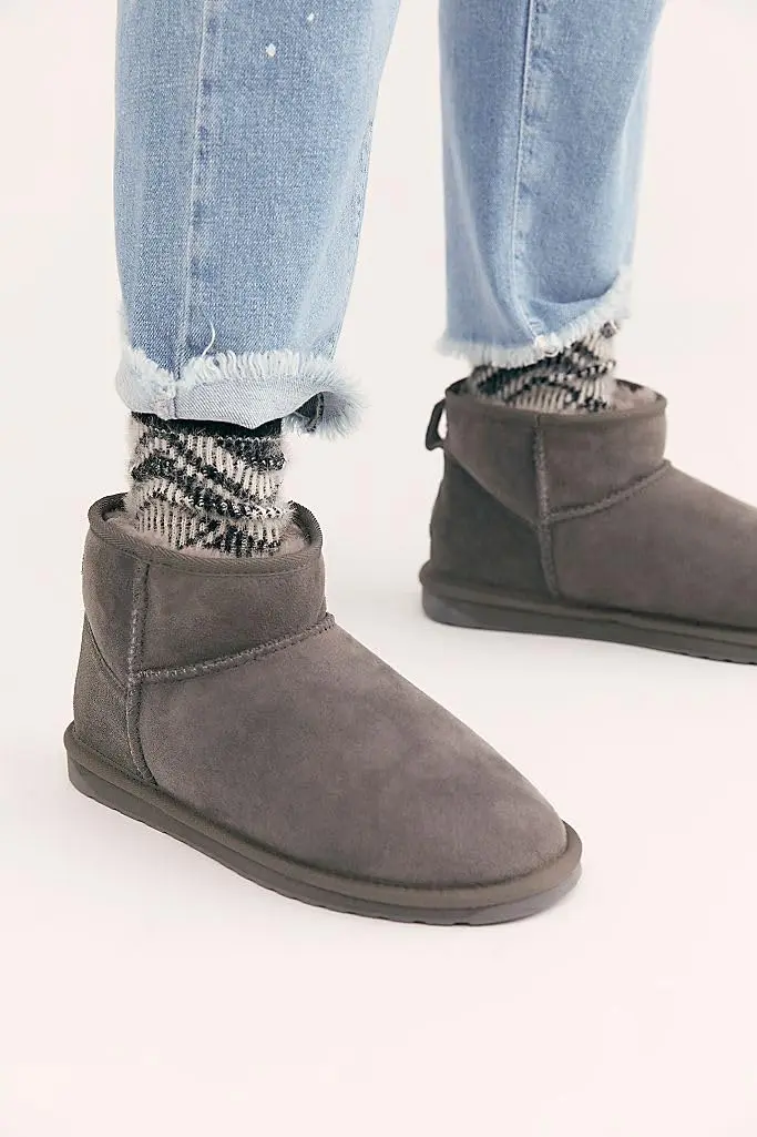 EMU Stinger Micro Womens Boot, Charcoal, US 8 | Water-Resistant Sheepskin Comfort - view 2