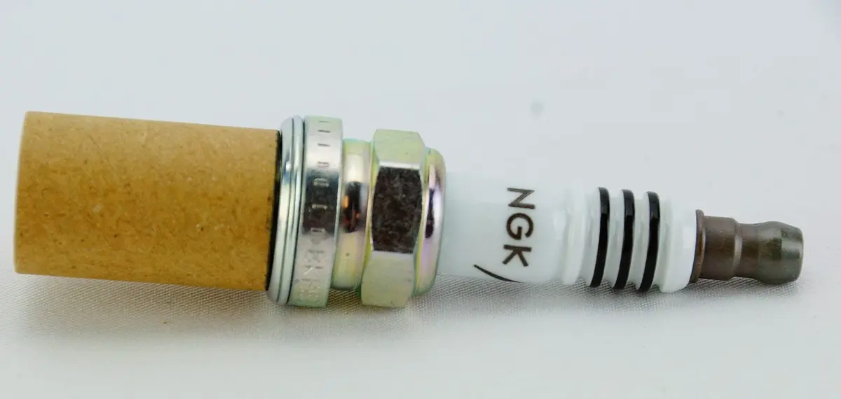 NGK 6418 Iridium IX Spark Plug BKR6EIX - 4 PCS | 14mm x 19mm Thread - view 8