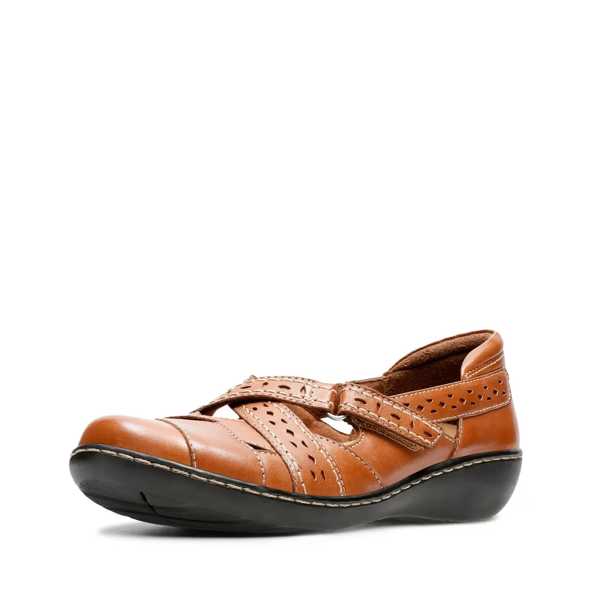 Clarks Womens Ashland Spin Q Slip On Loafer Tan 6.5 Wide | Lightweight Comfort - main product image
