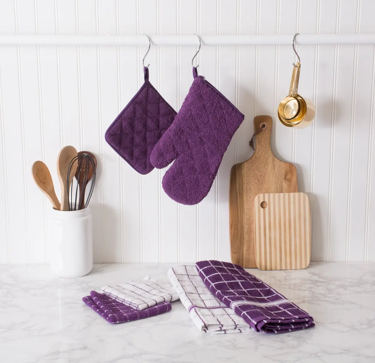 DII Basic Terry Collection Quilted Cotton Oven Mitts 18cm x 33cm (7" x 13") | Heat Resistant Kitchen Mitts - view 3