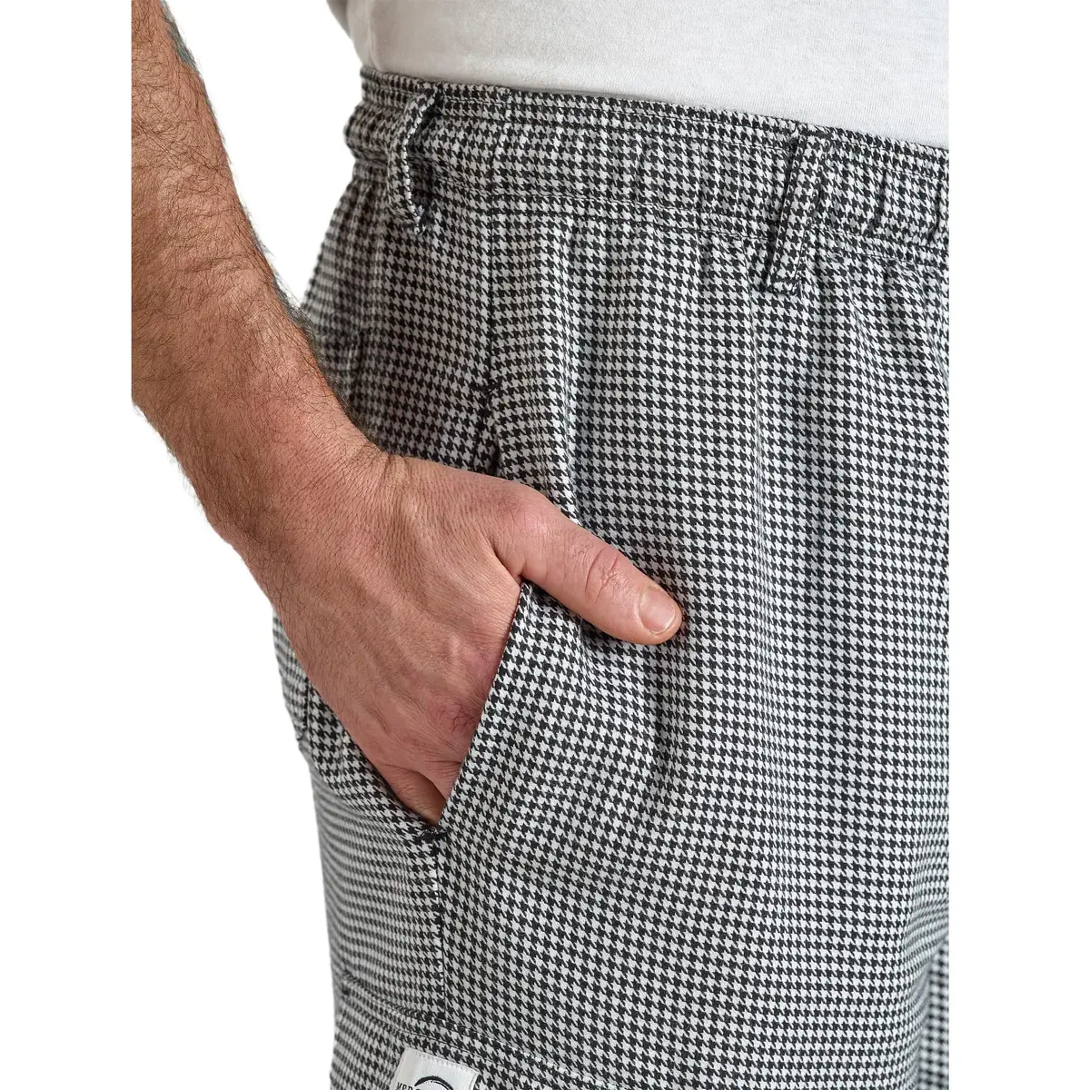 Mercer Culinary M61051HTL Genesis Men's Chef Cargo Pant in Hounds Tooth, Large, Black/White | Durable Poly Cotton, Comfort Fit - view 6
