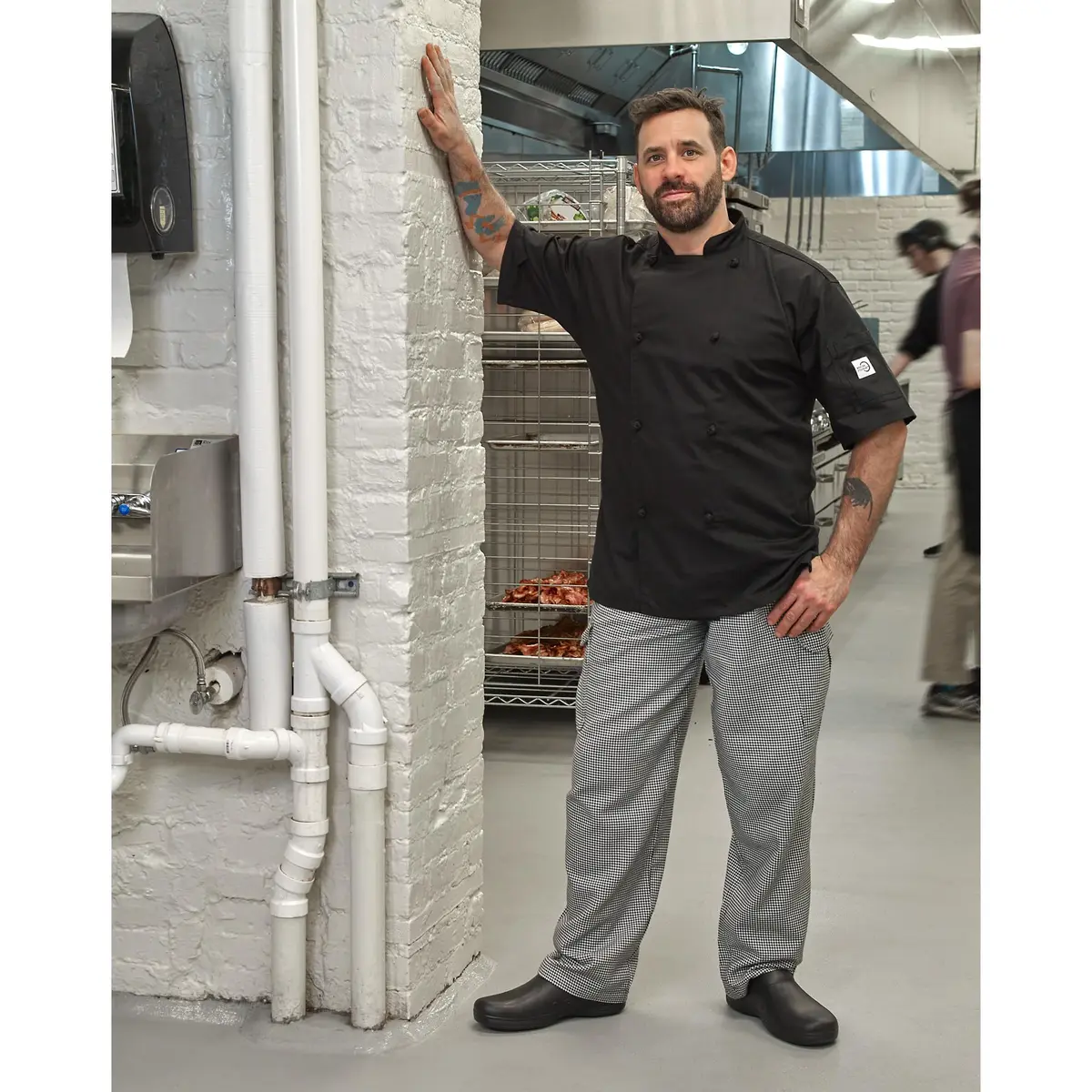 Mercer Culinary M61051HTL Genesis Men's Chef Cargo Pant in Hounds Tooth, Large, Black/White | Durable Poly Cotton, Comfort Fit - view 8