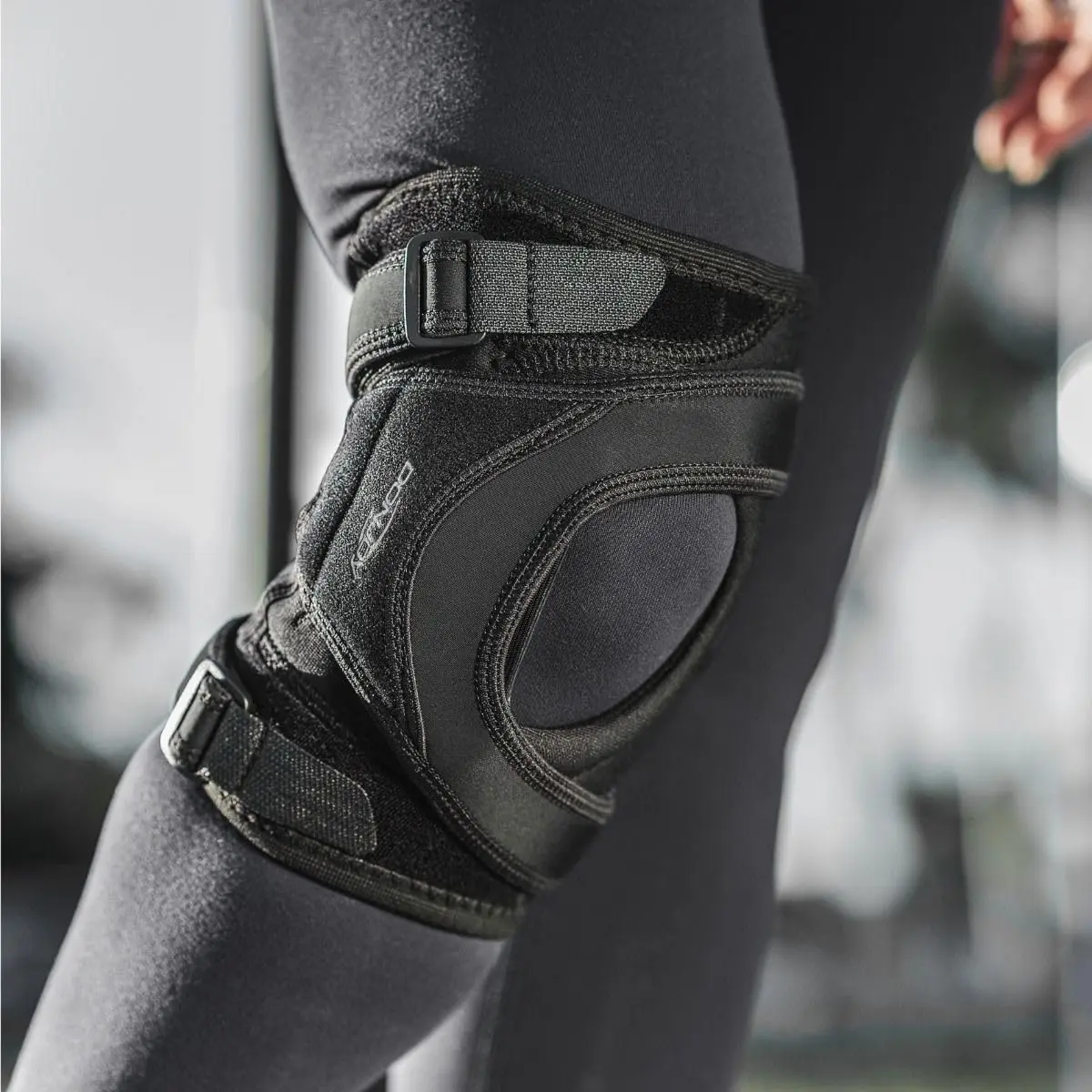 DonJoy Tru-Pull Lite Knee Brace for Right Leg, Medium | FDA Approved Orthopedic Brace for Patella Support - view 8